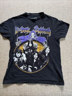 Black Sabbath XS shirt